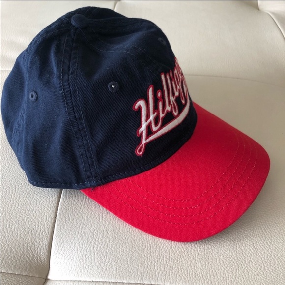 New Hilfiger baseball hat - Picture 4 of 4